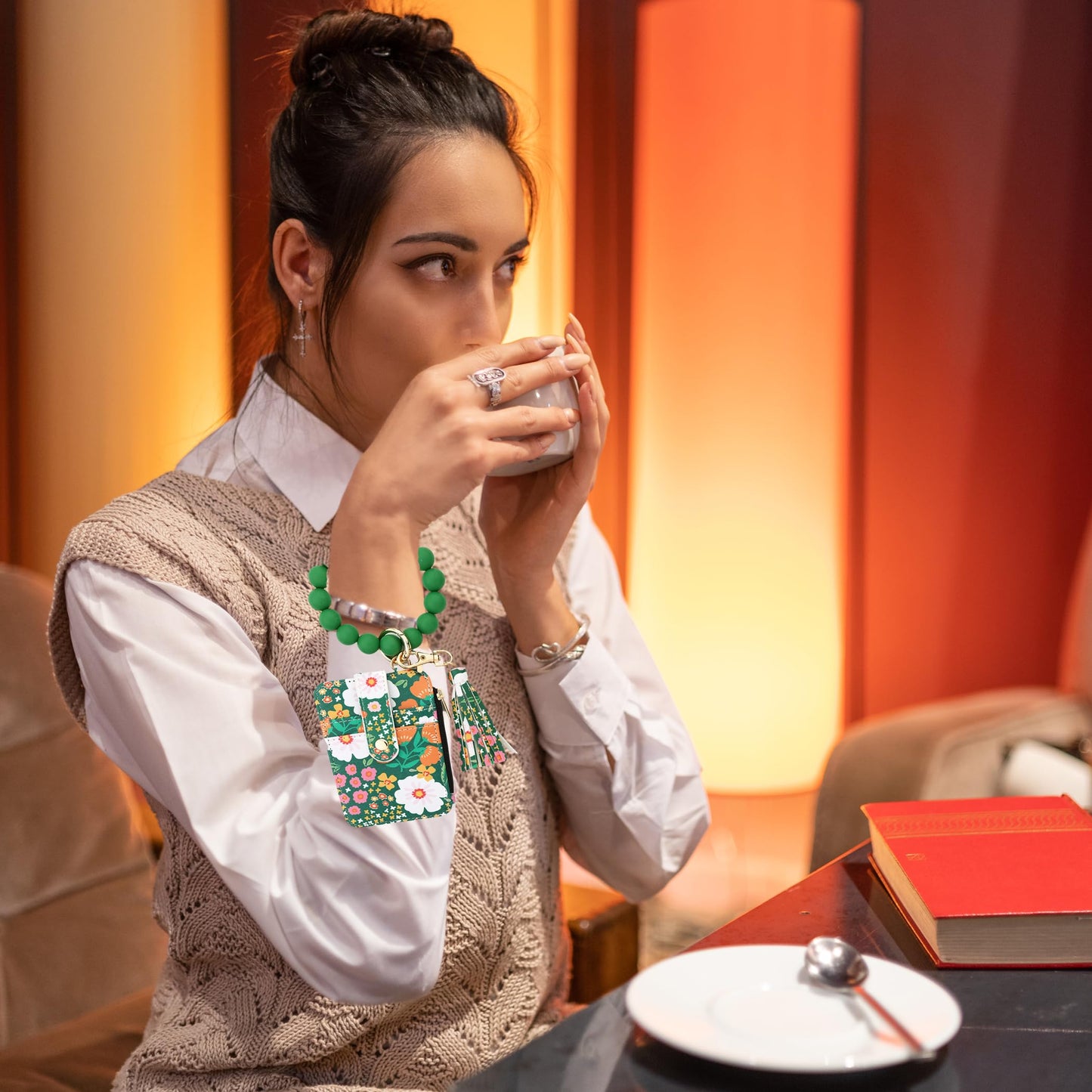 Beaded Keychain Wallet – Silicone Beaded Wristlet with Card Holder, Tassel & Key Ring, Black / Mint Green / Floral Dark Green